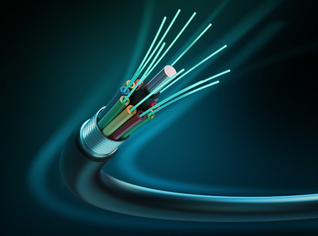 ¿Qué es la fibra óptica y cómo funciona? Compendio Lanberg parte 1